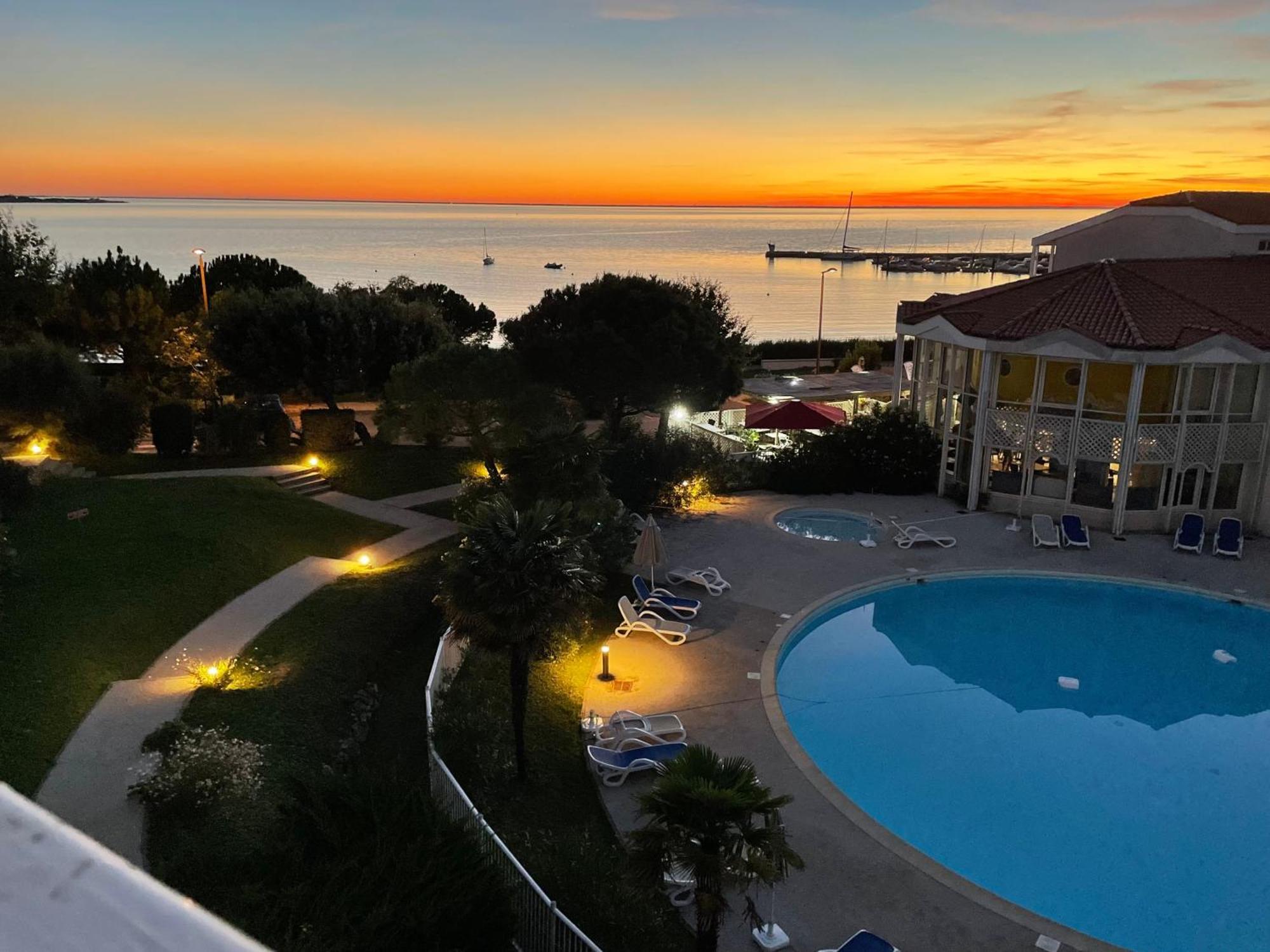 Vue Mer Et Piscine, Avec Balcon - 1 Min De La Plage Fouras Exterior foto
